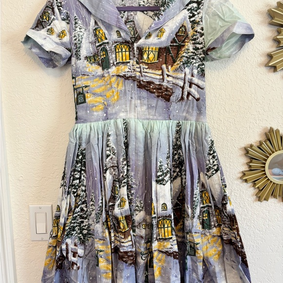 Bernie Dexter Lauren dress in Winter Wonderland Print - Picture 1 of 4
